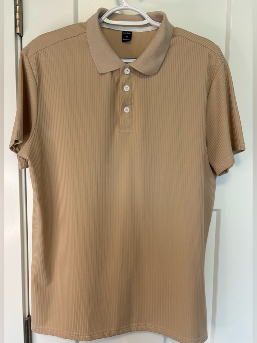 Shein Men’s Beige Ribbed Polo Shirt Size Medium